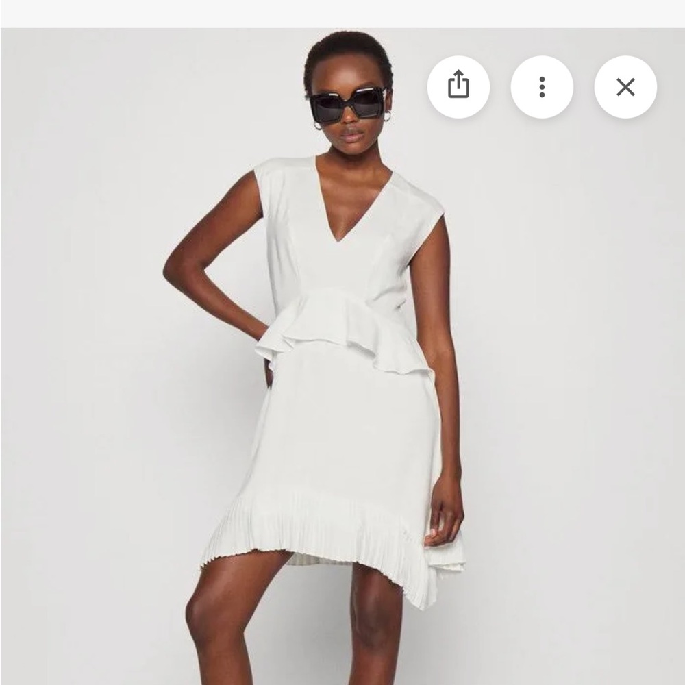 BCBG MAXAZRIA Dress Ruffled Pleated High-Low Cocktail Off White - Size 4